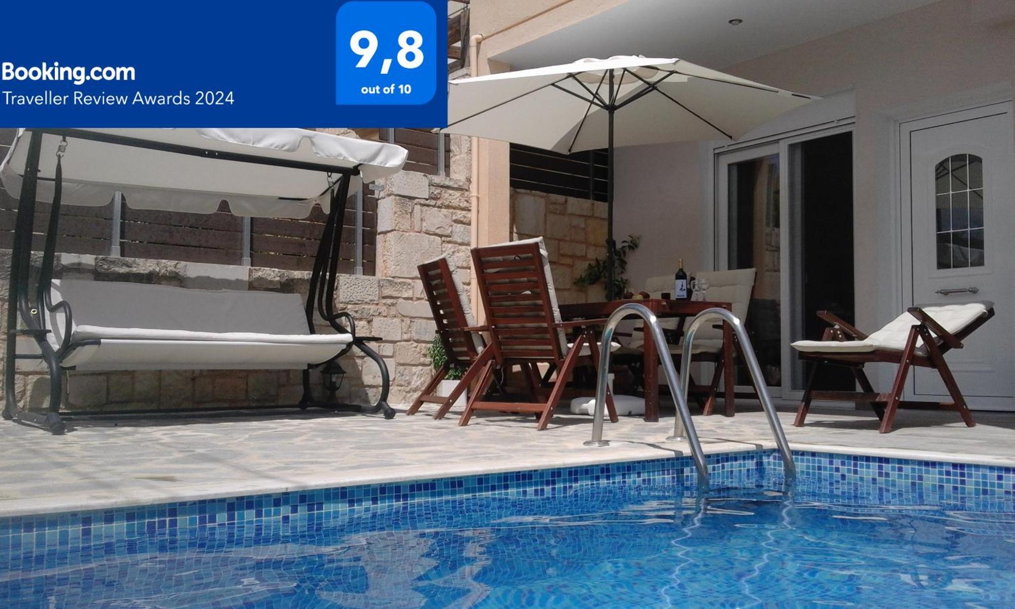 “Theeporto” Maisonette With Pool Gouvai Exteriör bild